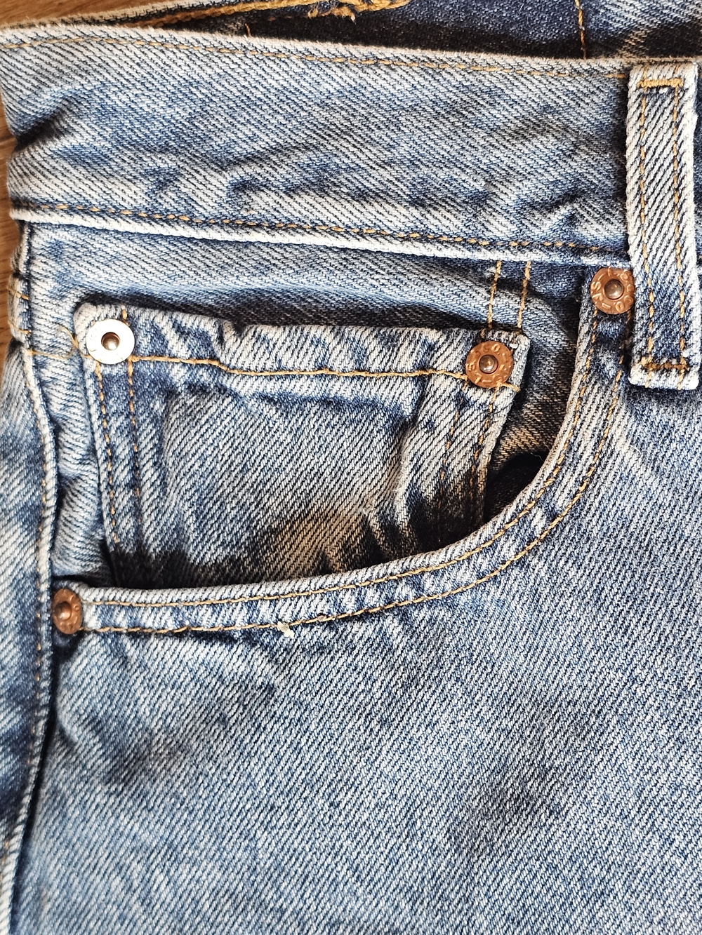🔥Vintage Y2K Levi's 501 Jeans 32x33 Button Fly Made in Colombia 06/00 Tag 32x36 - Picture 5 of 16